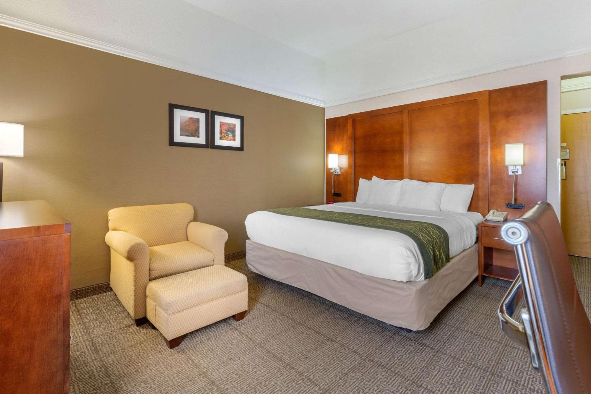 Comfort Inn Rutland - Killington Eksteriør bilde